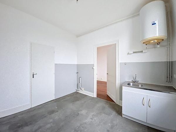 APPARTEMENT PERONNAS - 2 pièce(s) - 37 m2