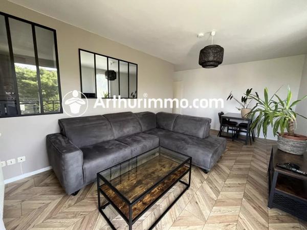 Location                                                      Appartement
                        
                     2 pièces                      50 m2                     à Savigny-le-Temple