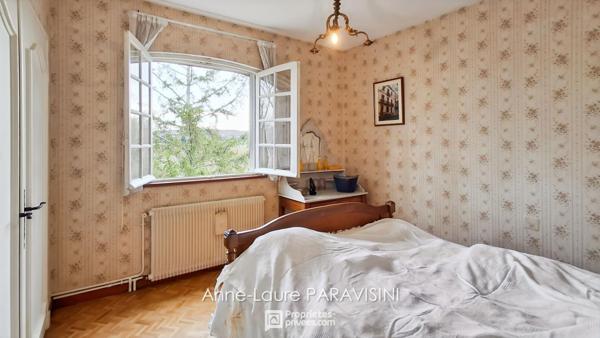 Labastide-d'Anjou -  Grande maison familiale avec jardin, piscine et potentiel  professionnel ou locatif