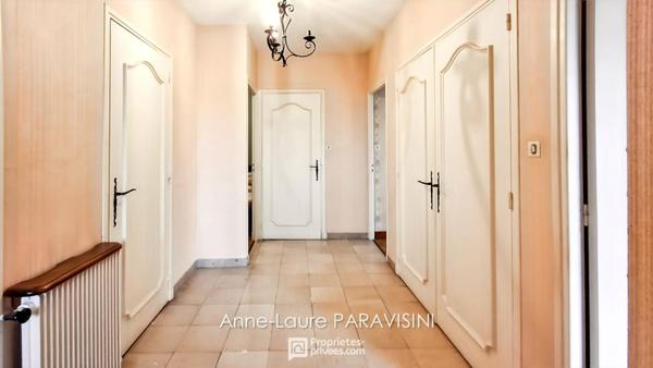 Labastide-d'Anjou -  Grande maison familiale avec jardin, piscine et potentiel  professionnel ou locatif