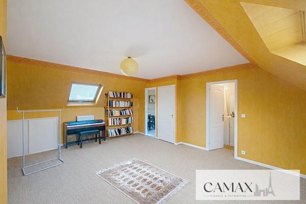 Rueil-Malmaison - Buzenval - Maison familiale, 4 chambres, jardin - 165m2 au sol hors garage.