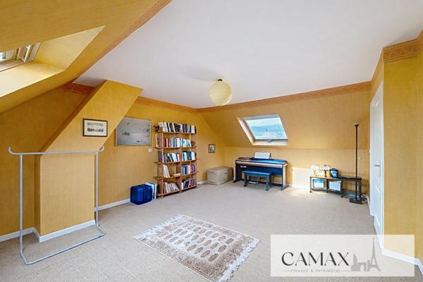 Rueil-Malmaison - Buzenval - Maison familiale, 4 chambres, jardin - 165m2 au sol hors garage.