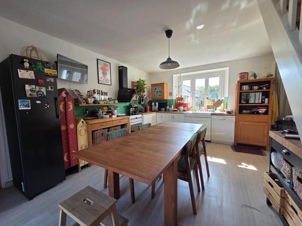 Maison à PLOUNEVEZ-MOEDEC, 22810 - 6 pièces 118m²