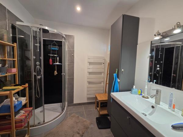 Maison à PLOUNEVEZ-MOEDEC, 22810 - 6 pièces 118m²