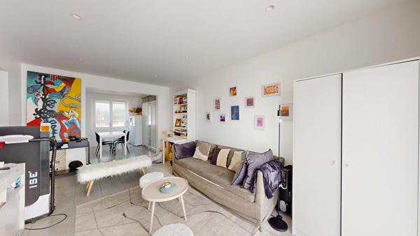 Vente                                                      Maison
                        
                     6 pièces                      107 m2                     à Pontault-Combault