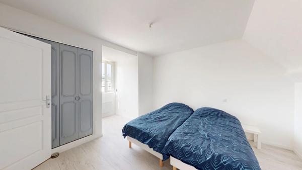Vente                                                      Maison
                        
                     6 pièces                      107 m2                     à Pontault-Combault
