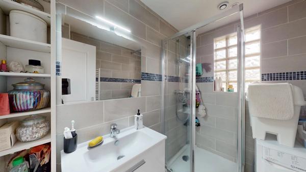 Vente                                                      Maison
                        
                     6 pièces                      107 m2                     à Pontault-Combault