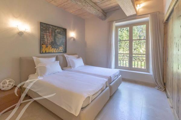 EXCLUSIVITE - ST REMY DE PROVENCE - MAISON AVEC VUE ALPILLES