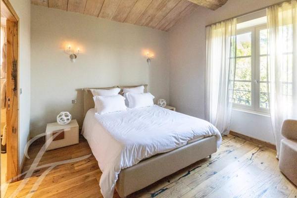 EXCLUSIVITE - ST REMY DE PROVENCE - MAISON AVEC VUE ALPILLES