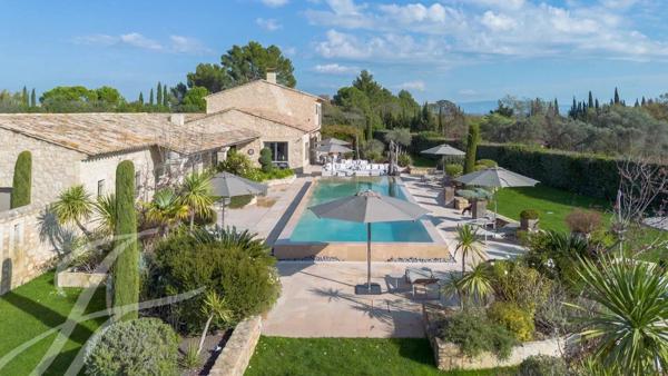 EXCLUSIVITE - ST REMY DE PROVENCE - MAISON AVEC VUE ALPILLES