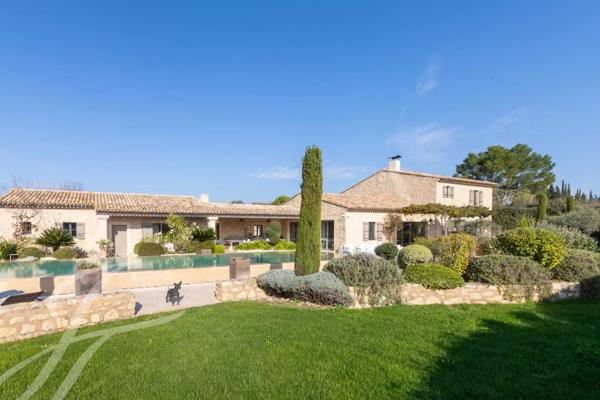 EXCLUSIVITE - ST REMY DE PROVENCE - MAISON AVEC VUE ALPILLES