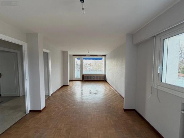 Appartement rénové à louer à Chalon-sur-Saône en Saône-et-Loire (71100), ref : Rempart Saint Vincent