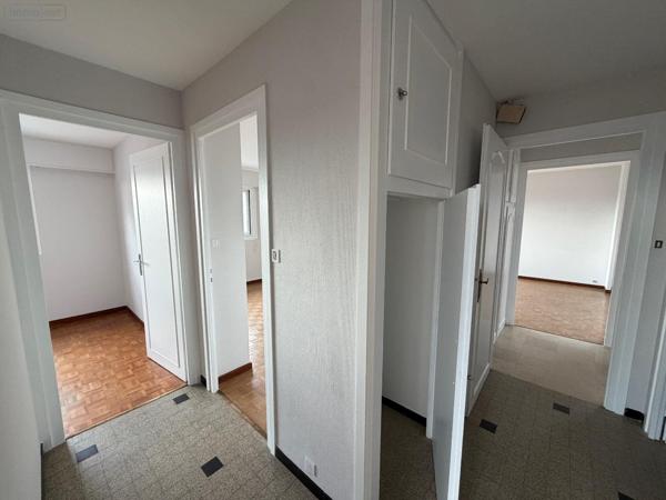 Appartement rénové à louer à Chalon-sur-Saône en Saône-et-Loire (71100), ref : Rempart Saint Vincent