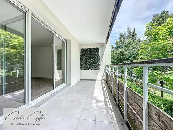 MEYLAN Buclos 3 pièces avec garage dans un cadre paisible à deux pas des services!