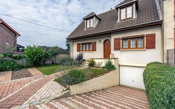 Maison à vendre    5 pièces • 102 m2 Tergnier