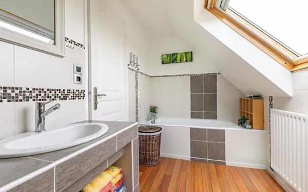 Maison à vendre    5 pièces • 102 m2 Tergnier