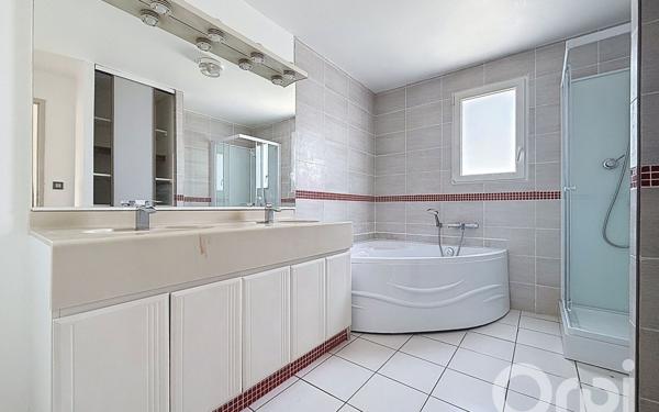 Maison à vendre    5 pièces • 103,68 m2 Challans