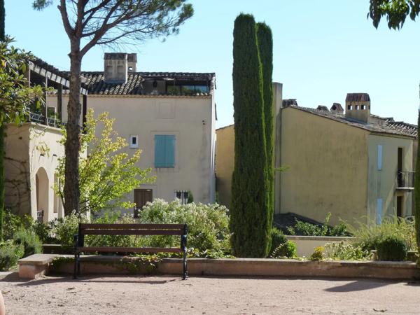 Appartement de charme au golf de  Mallemort en provence