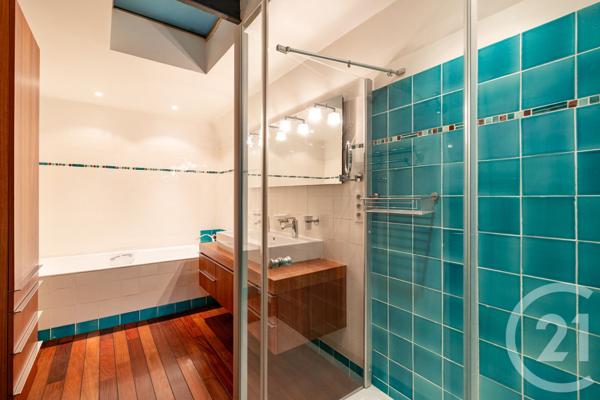 Maison à vendre  6 pièces - 178,49 m 2   PARIS  - 75017