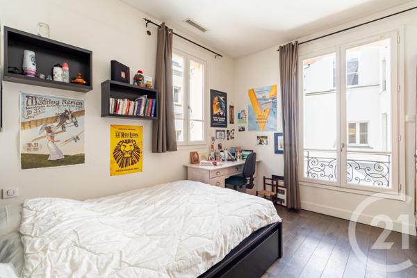 Maison à vendre  6 pièces - 178,49 m 2   PARIS  - 75017