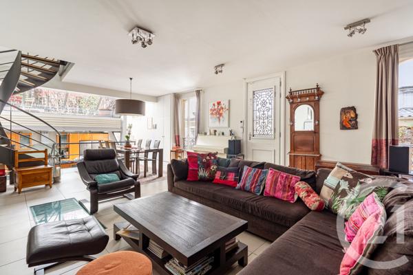 Maison à vendre  6 pièces - 178,49 m 2   PARIS  - 75017