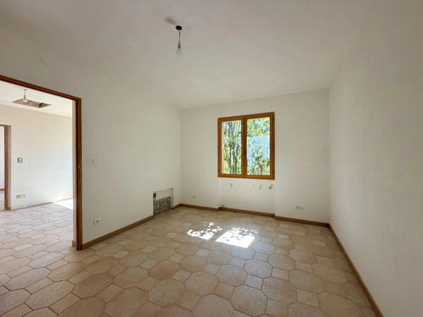 Maison individuelle - 2 Chambres - Terrain de 535 m² - 83300 Draguignan - Réf 87301393