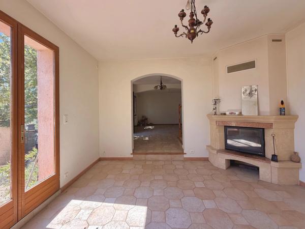 Maison individuelle - 2 Chambres - Terrain de 535 m² - 83300 Draguignan - Réf 87301393