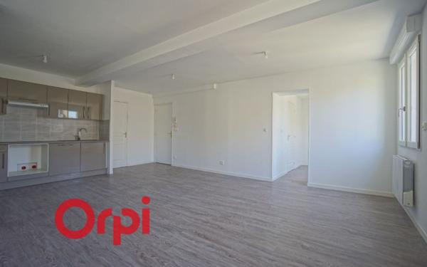 Appartement à louer    3 pièces •  Bernay