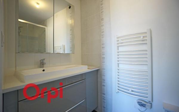 Appartement à louer    3 pièces •  Bernay