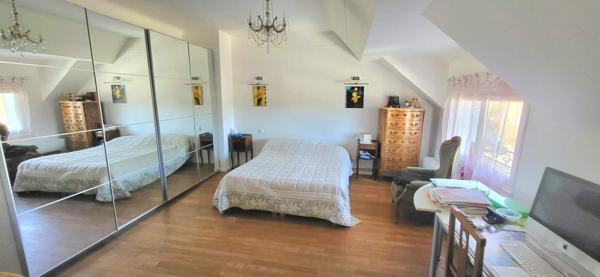 Maison de caractère de 129 m², 5 chambres à THOMERY