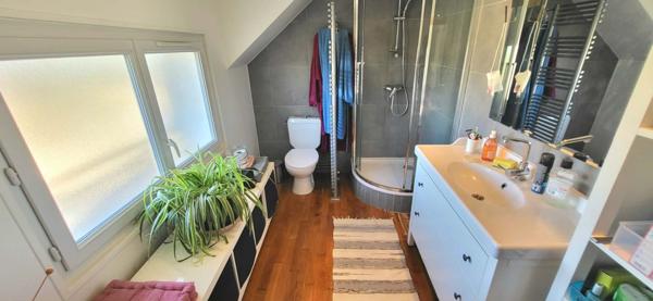 Maison de caractère de 129 m², 5 chambres à THOMERY