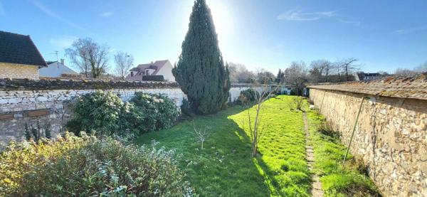 Maison de caractère de 129 m², 5 chambres à THOMERY