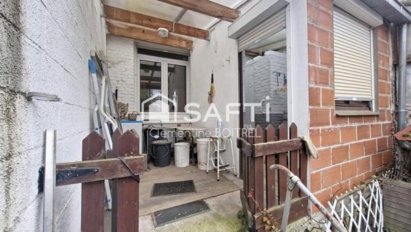 Maison entièrement à rénover