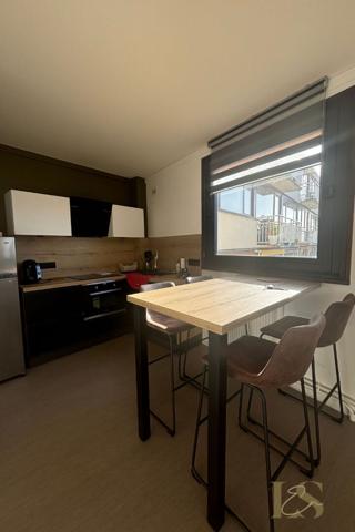CHARMANT APPARTEMENT MEUBLE