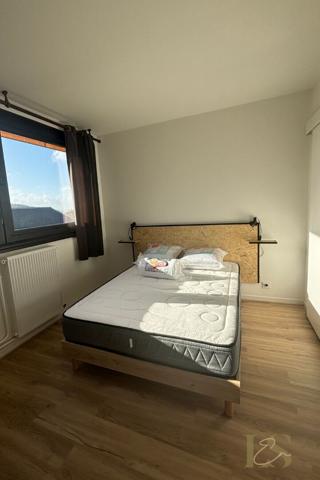 CHARMANT APPARTEMENT MEUBLE