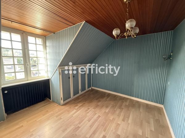 Maison
         6 pièces
        - 125 m² 343 500 € *