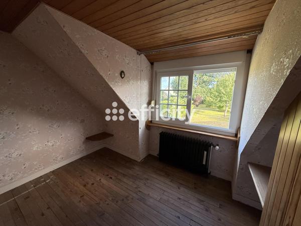 Maison
         6 pièces
        - 125 m² 343 500 € *