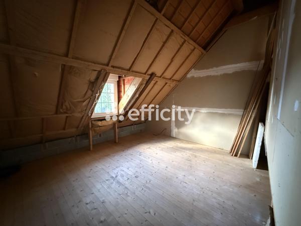 Maison
         6 pièces
        - 125 m² 343 500 € *