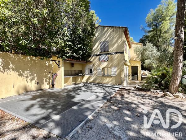 Maison à vendre 7 pièces 160 m² Fuveau