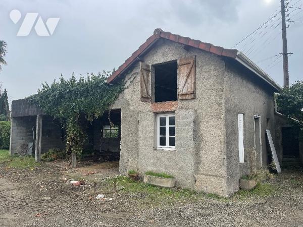 À VENDRE – MAISON ANCIENNE À SÉMÉAC (65)