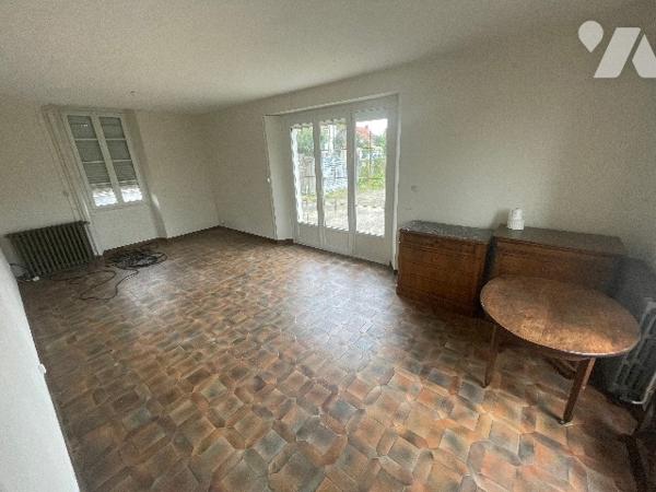 À VENDRE – MAISON ANCIENNE À SÉMÉAC (65)