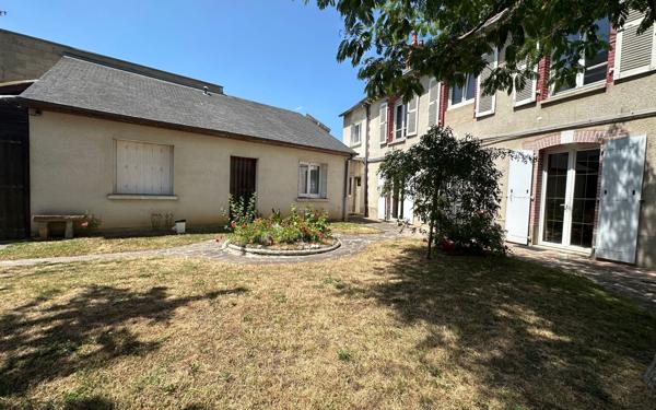 Maison à vendre    7 pièces •  Rennes