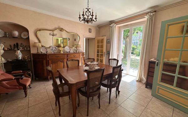 Maison à vendre    7 pièces •  Rennes