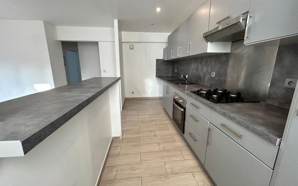 Appartement à vendre    2 pièces • 53 m2 Saint-Gratien