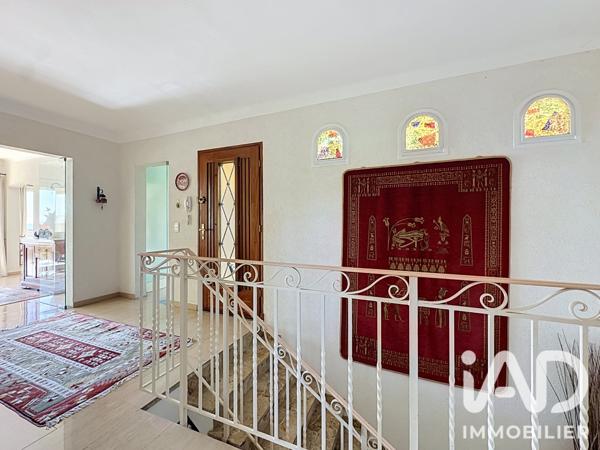 Maison à vendre 6 pièces 168 m² Tourrettes