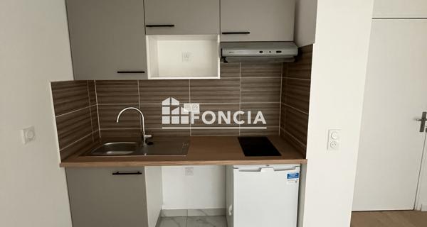Location Appartement 2 pièces 46.28 m² - Neuilly-plaisance 93360