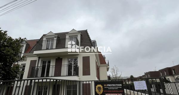 Location Appartement 2 pièces 46.28 m² - Neuilly-plaisance 93360