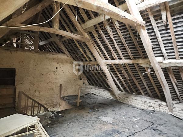 Maison à rénover avec un beau potentiel