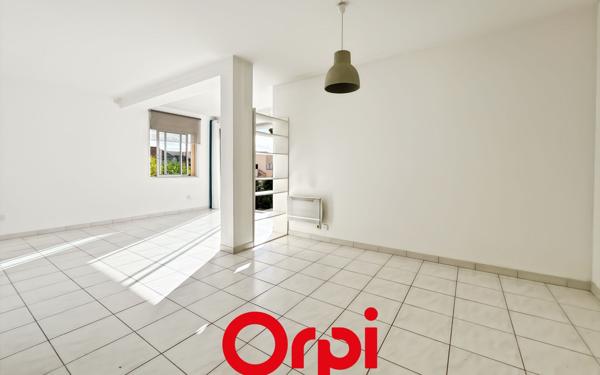 Appartement à vendre    2 pièces • 47 m2 Bandol