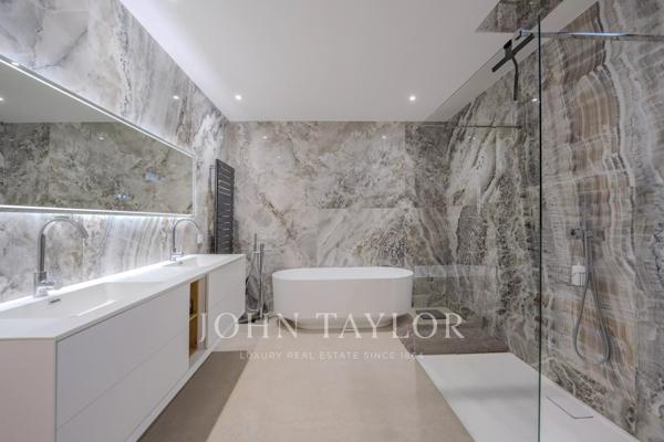 Villa entièrement rénovée proche de Valbonne